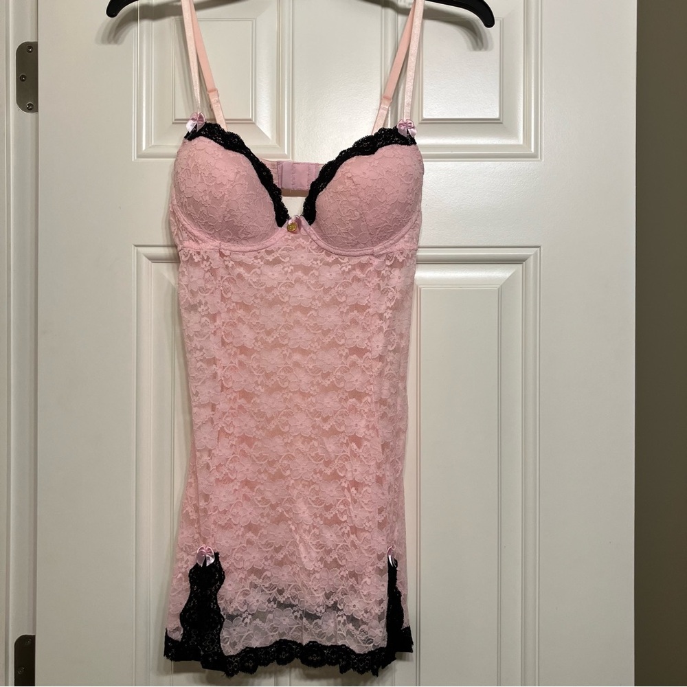 Jessica Simpson Light Pink Lace Chemise Lingerie with Black Trim Size Medium